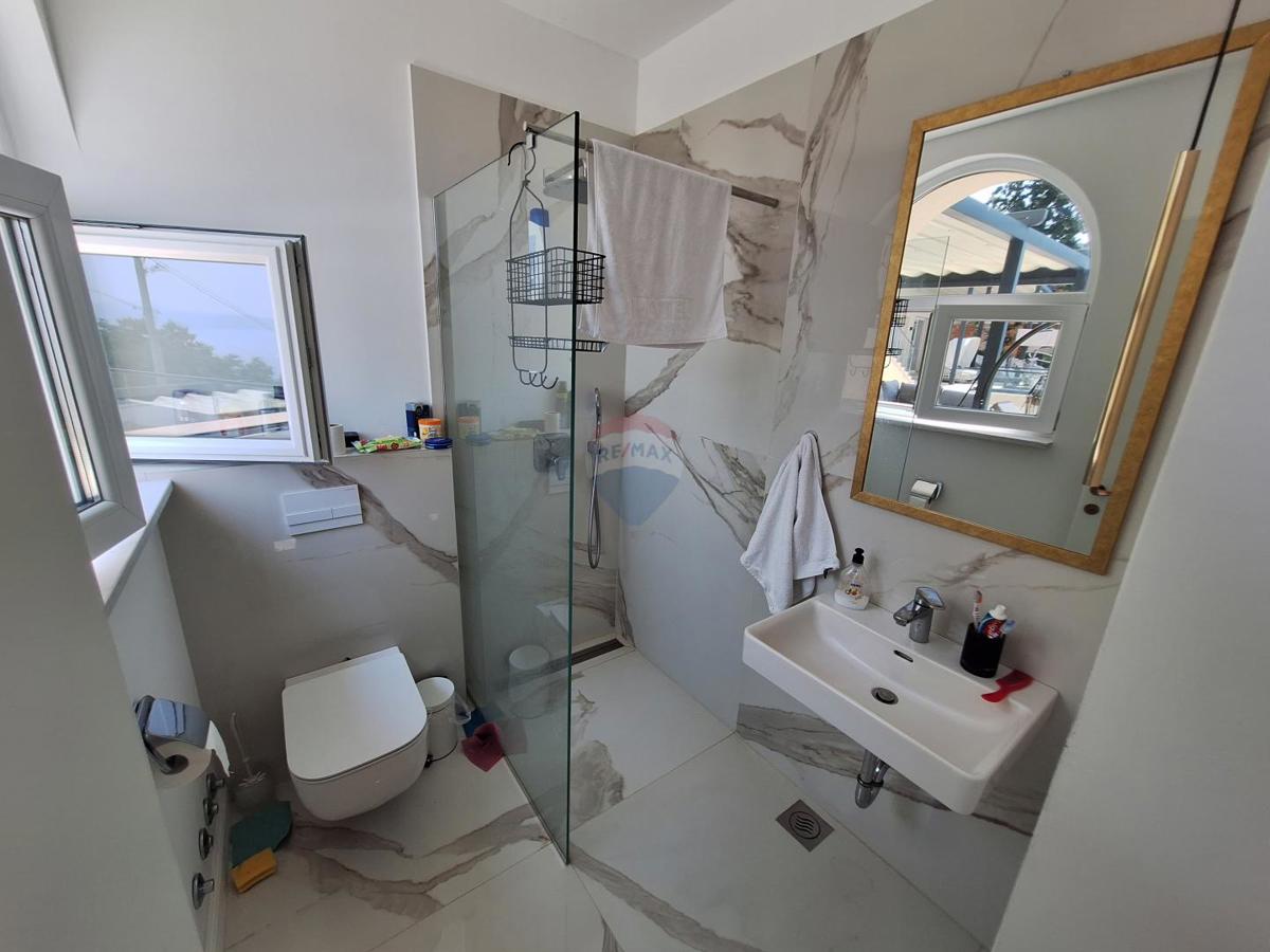 Stanovanje/Apartma Dobreć, Opatija - Okolica, 133m2