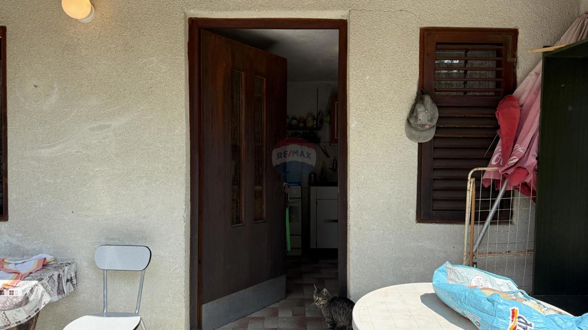 Hiša Pešćenica, Lekenik, 46m2