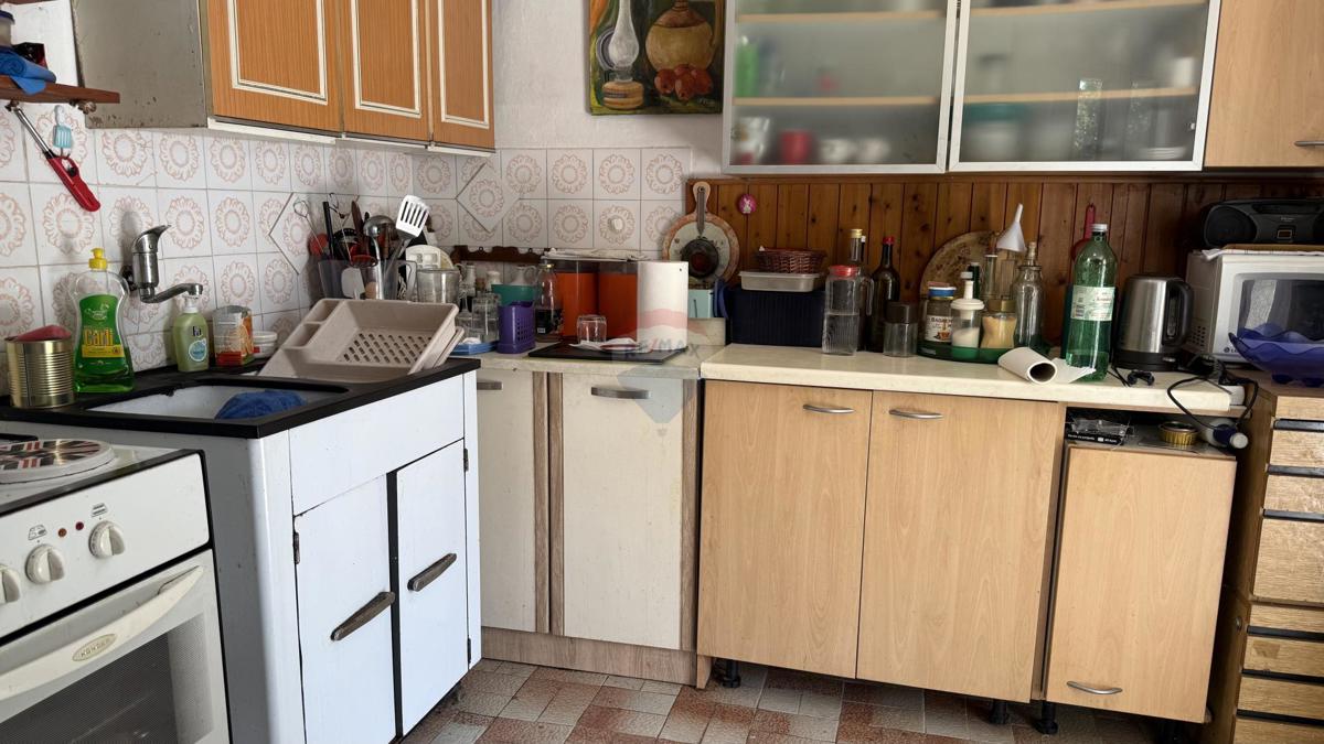 Hiša Pešćenica, Lekenik, 46m2