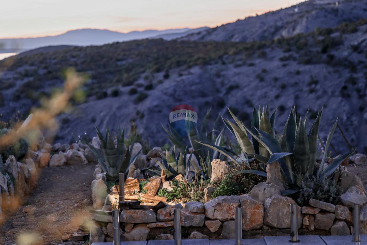 Hiša Klenovica, Novi Vinodolski, 191m2