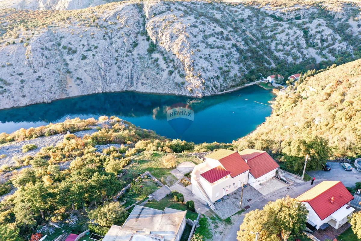 Hiša Klenovica, Novi Vinodolski, 191m2