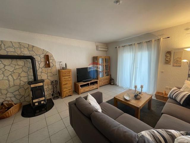 Hiša Klenovica, Novi Vinodolski, 191m2