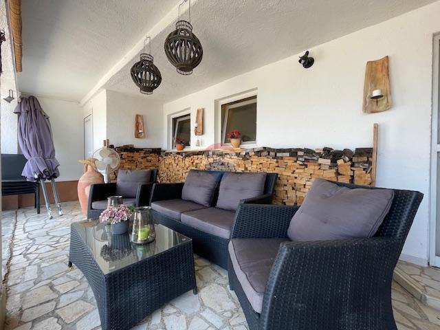 Hiša Klenovica, Novi Vinodolski, 191m2