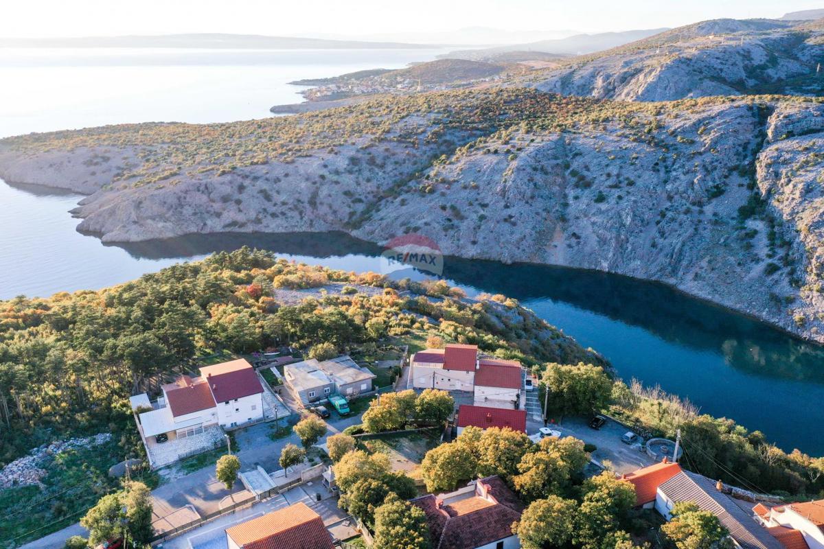 Hiša Klenovica, Novi Vinodolski, 191m2