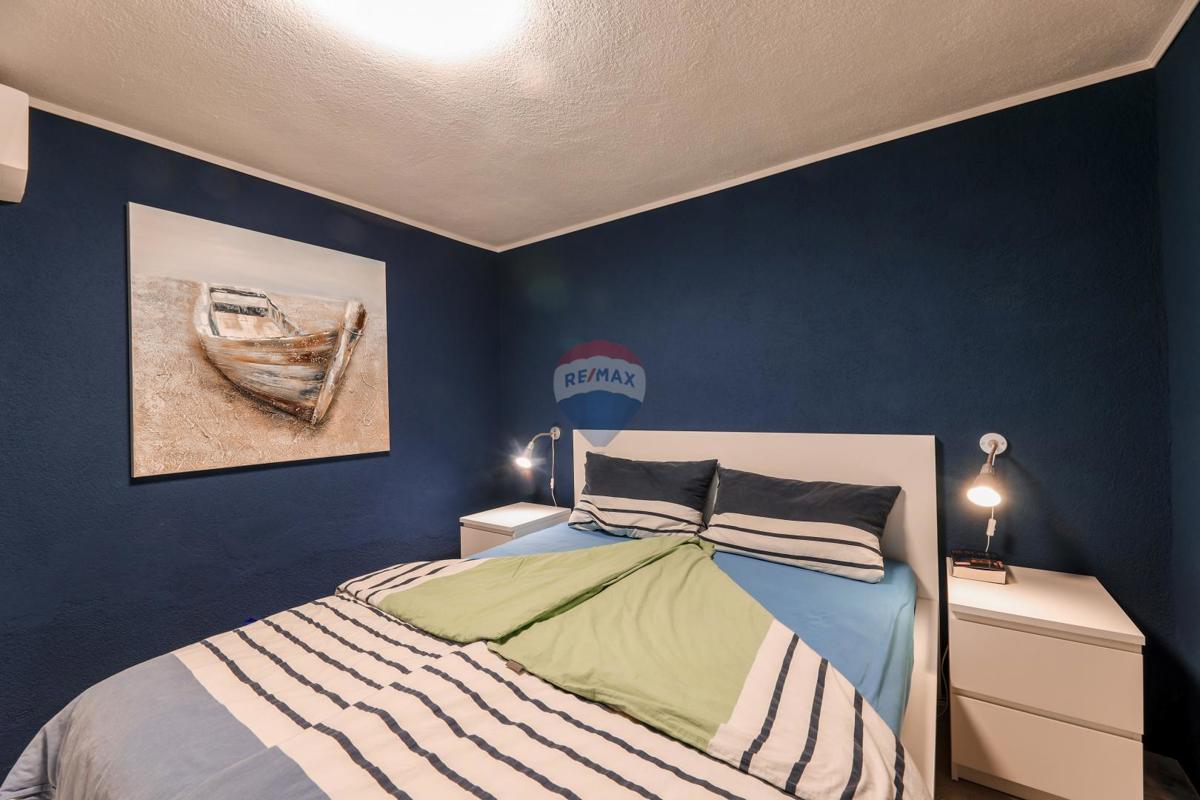 Hiša Klenovica, Novi Vinodolski, 191m2