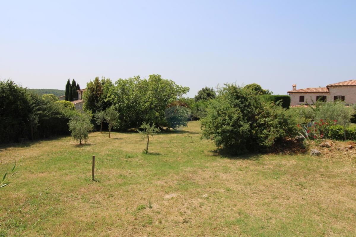 Stavbno zemljišče Barat, Višnjan, 1.222m2