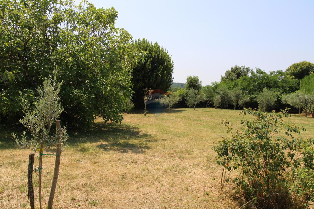 Stavbno zemljišče Barat, Višnjan, 1.222m2