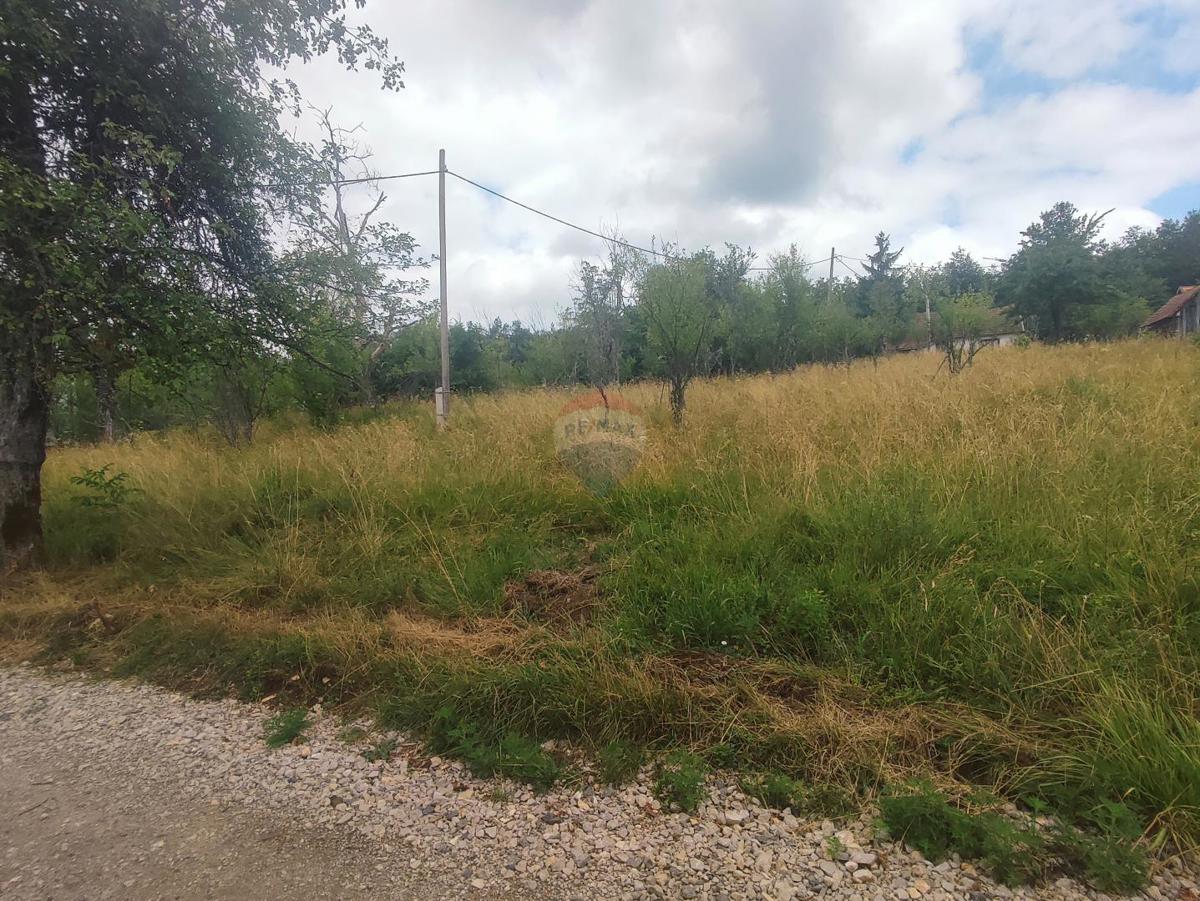 Stavbno zemljišče Gornje Dubrave, Ogulin, 812m2