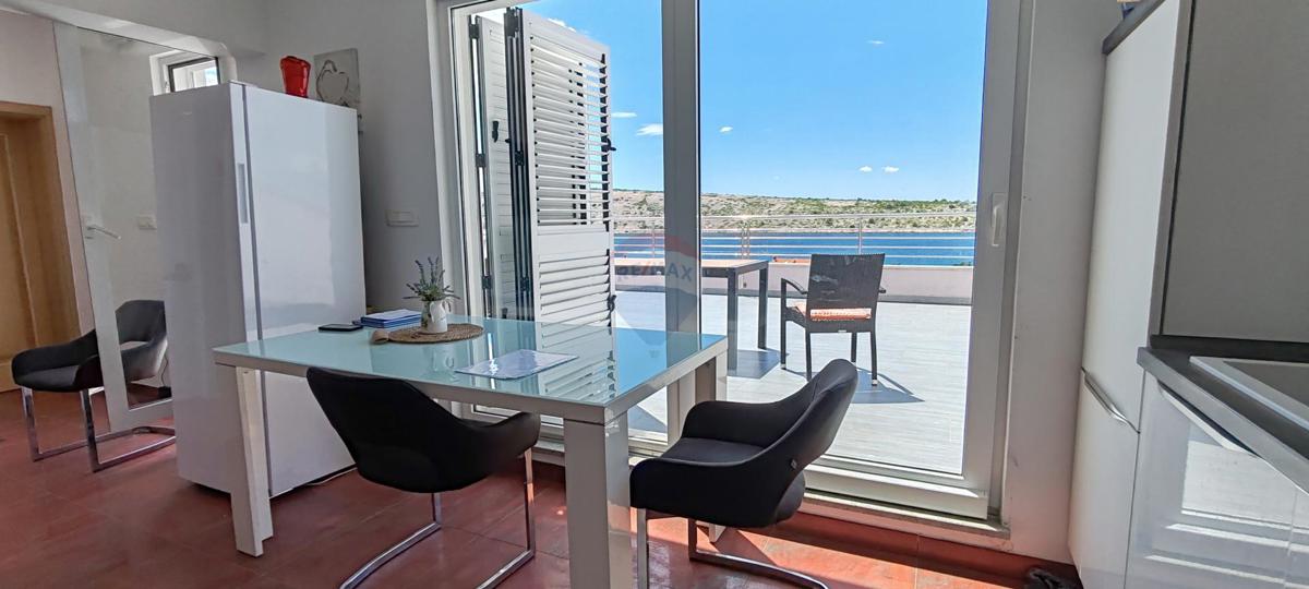 Stanovanje/Apartma Barbat na Rabu, Rab, 65m2