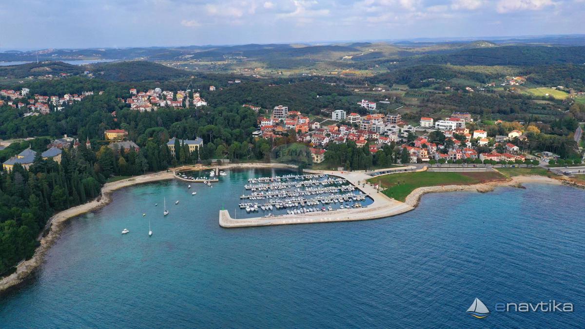 Stavbno zemljišče Rovinj, 1.637m2