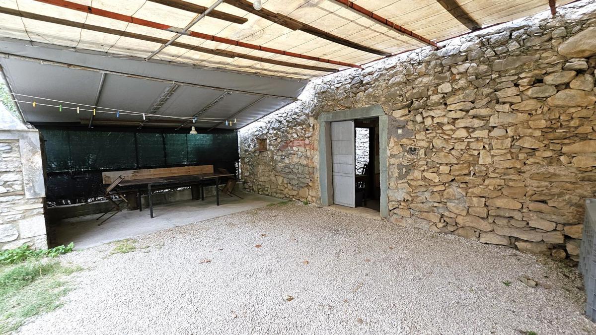 Hiša Brtonigla, 84m2