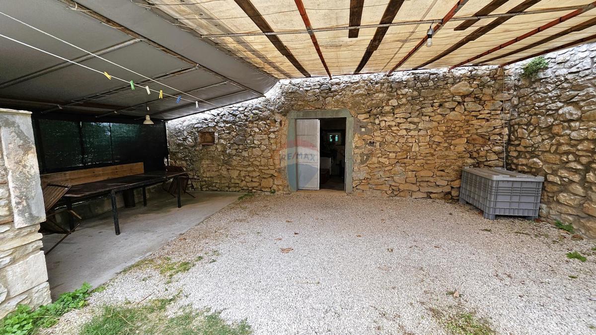 Hiša Brtonigla, 84m2