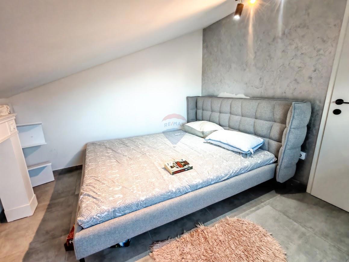 Stanovanje/Apartma Grabrik, Karlovac, 115m2