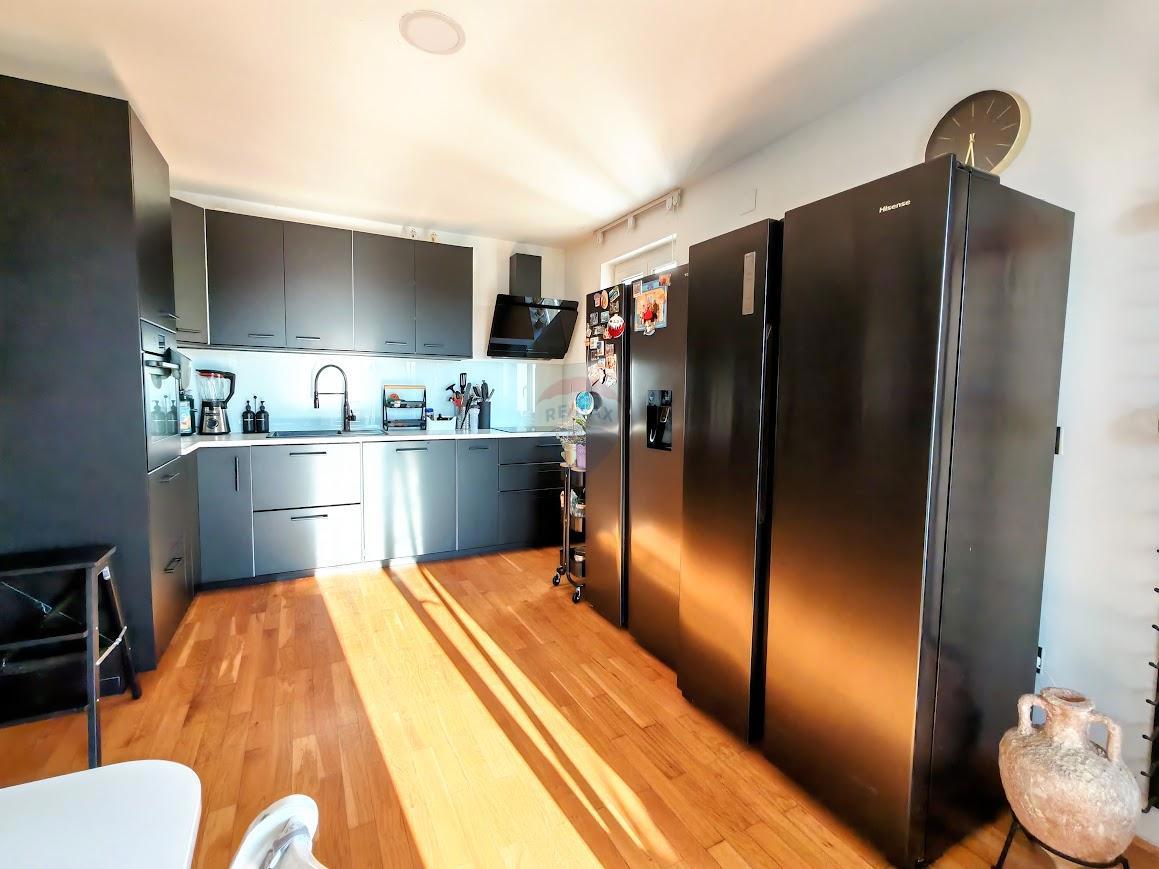 Stanovanje/Apartma Grabrik, Karlovac, 115m2