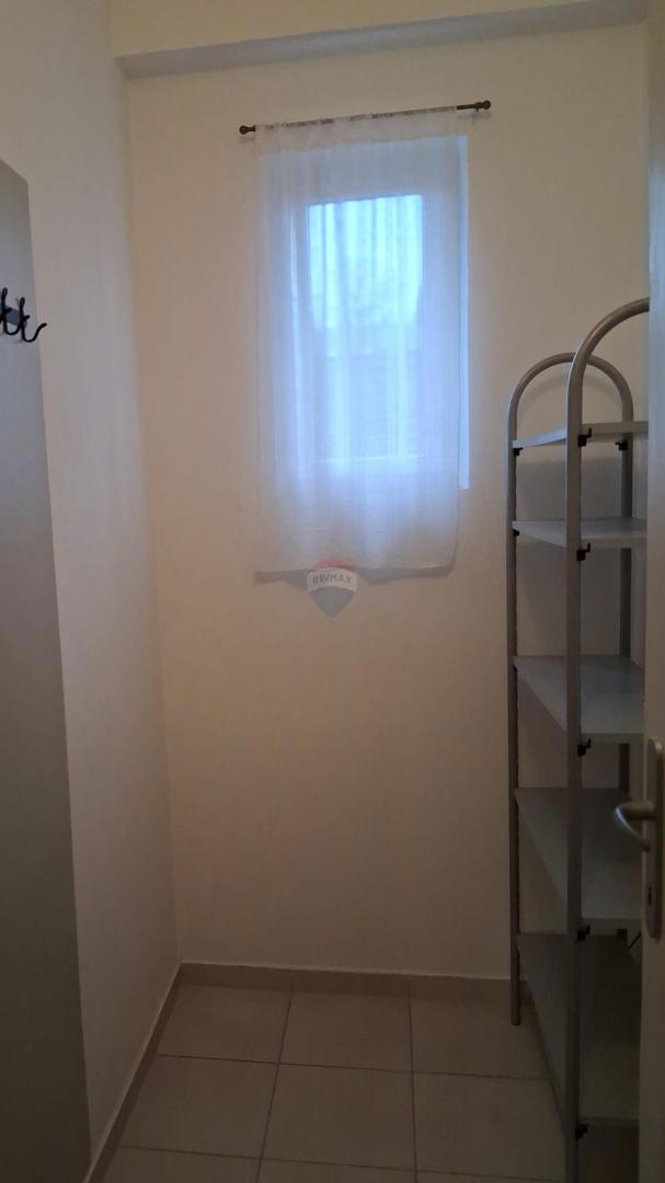Stanovanje/Apartma Centar, Sisak, 70m2