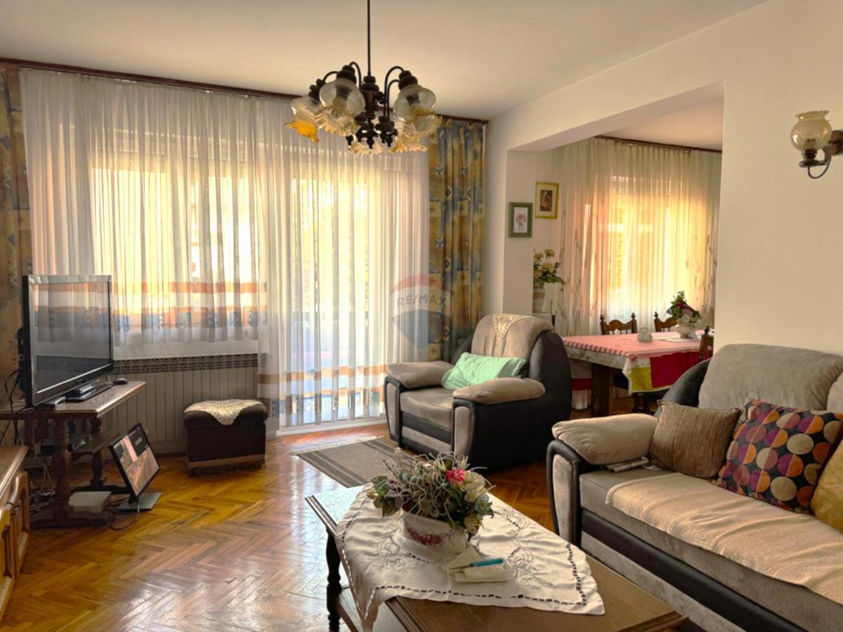 Hiša Centar, Velika Gorica, 470m2