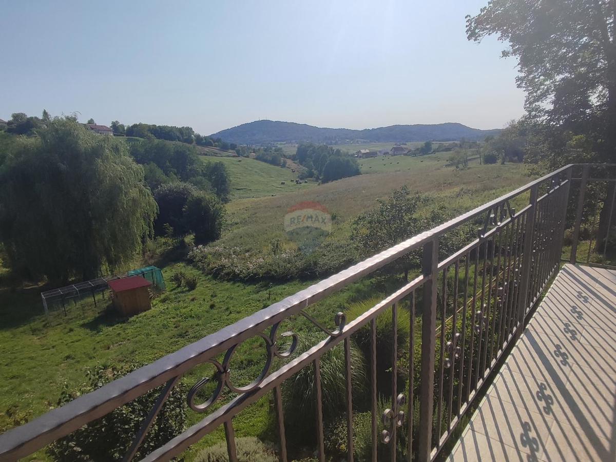 Hiša Cerovac Vukmanićki, Karlovac - Okolica, 130m2