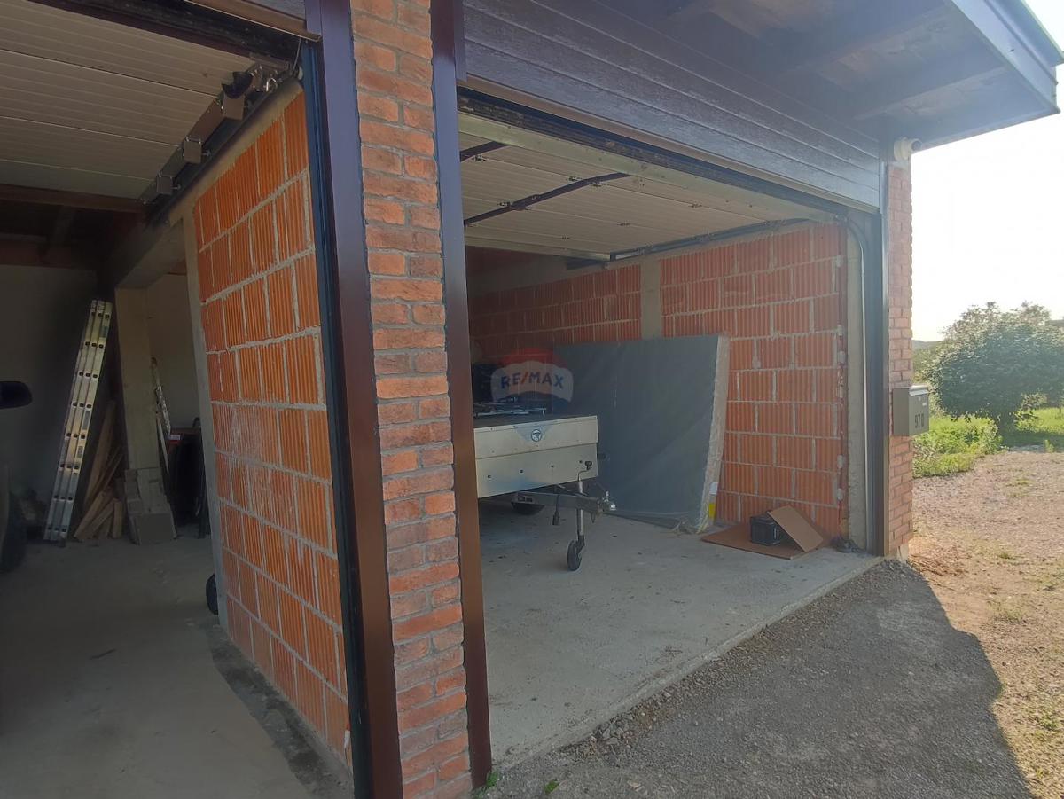 Hiša Cerovac Vukmanićki, Karlovac - Okolica, 130m2