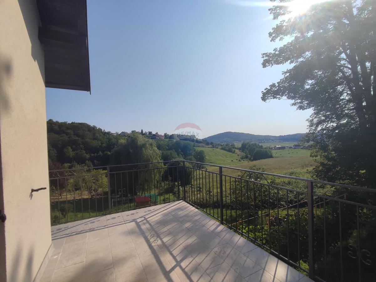 Hiša Cerovac Vukmanićki, Karlovac - Okolica, 130m2