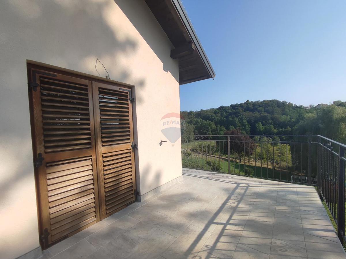 Hiša Cerovac Vukmanićki, Karlovac - Okolica, 130m2