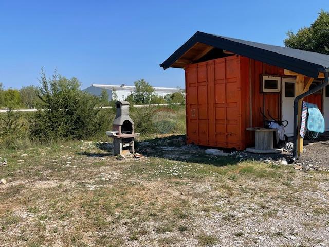 Stavbno zemljišče Omišalj, 878m2