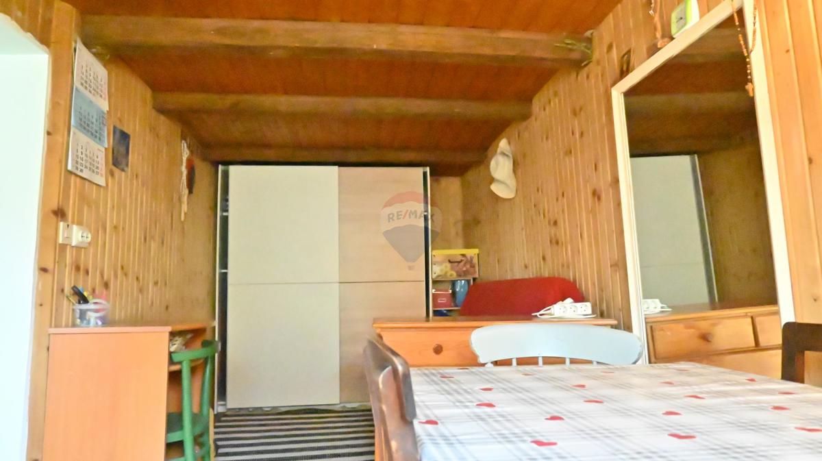 Hiša Bešlinec, Kloštar Ivanić, 40m2