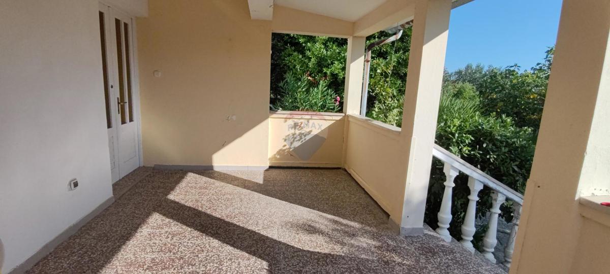 Hiša Kampor, Rab, 220m2