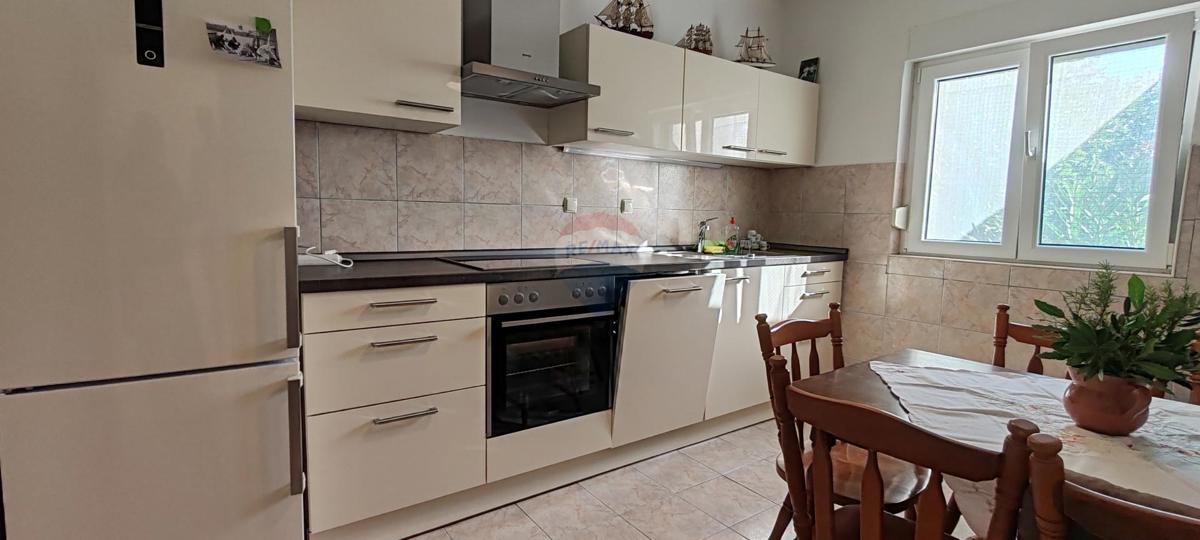 Hiša Kampor, Rab, 220m2