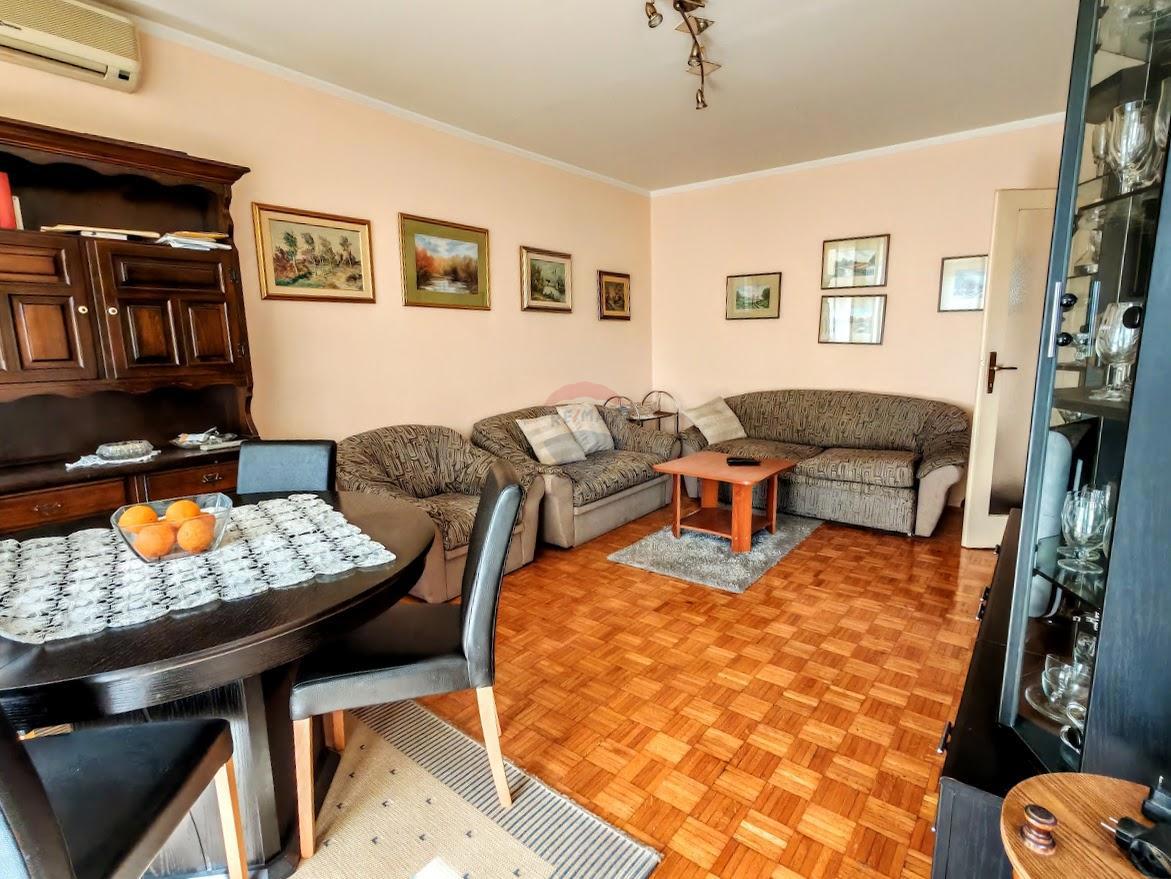 Stanovanje/Apartma Luščić, Karlovac, 72,49m2
