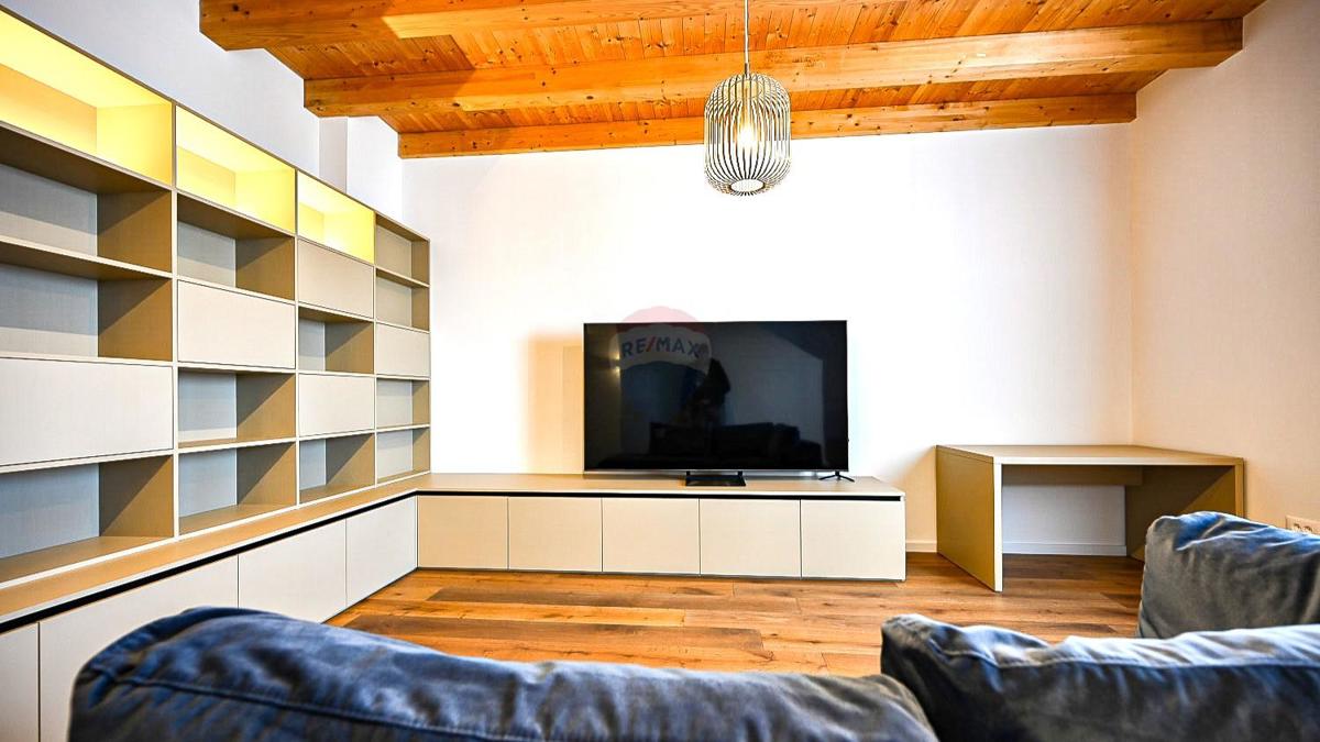 Hiša Novigrad, 135m2