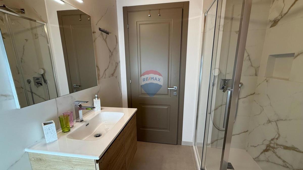 Hiša Novigrad, 135m2