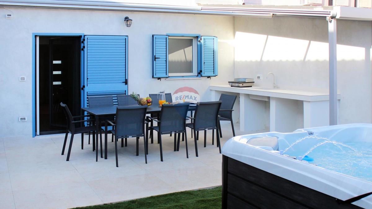 Hiša Novigrad, 135m2