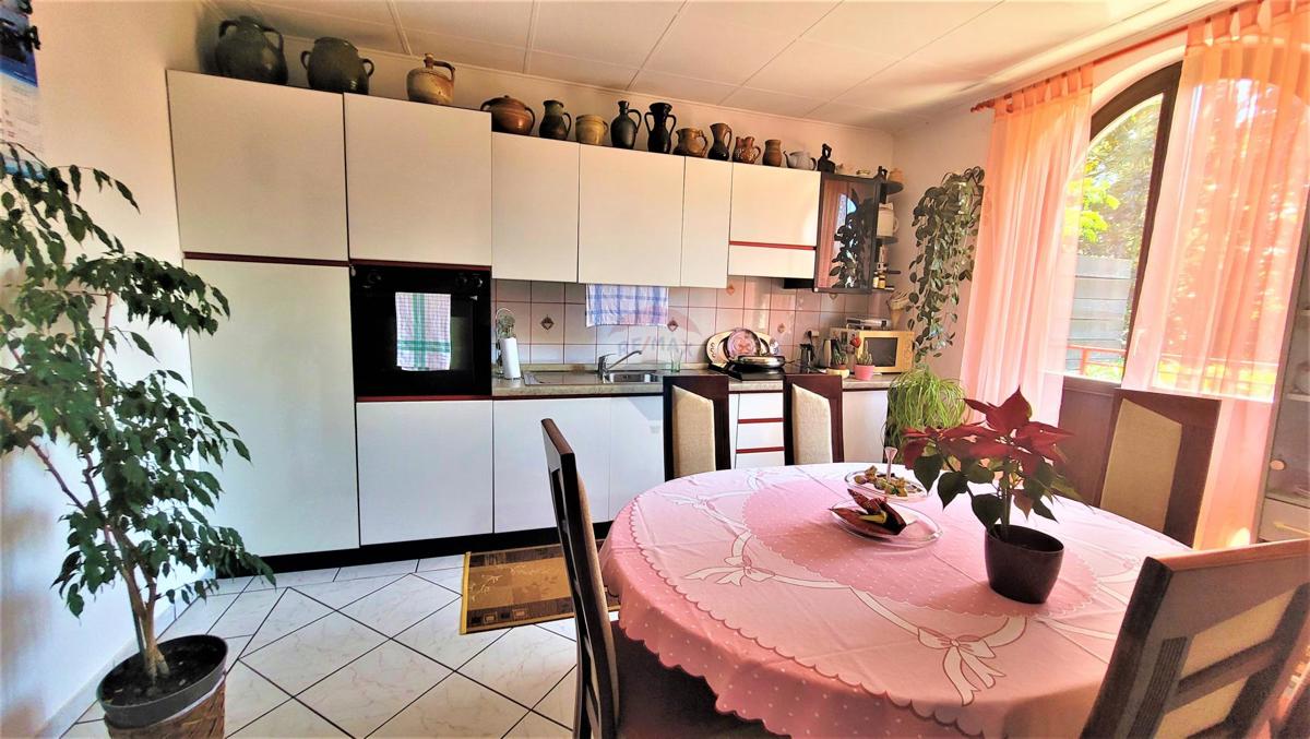 Hiša Savudrija, Umag, 180m2