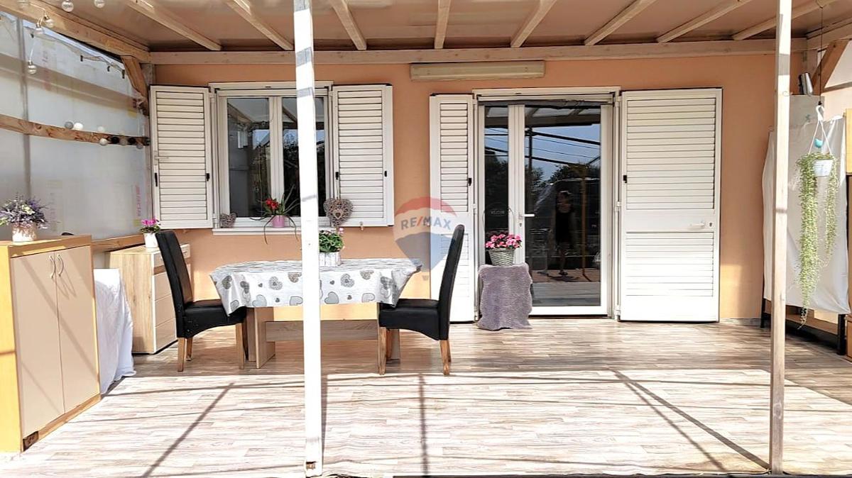 Stanovanje/Apartma Kaštel, Buje, 140,19m2