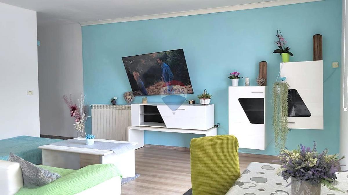 Stanovanje/Apartma Kaštel, Buje, 140,19m2