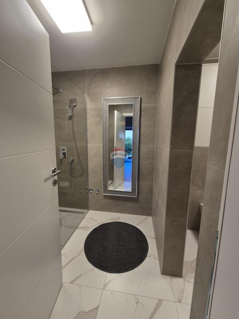 Hiša Gračani, Podsljeme, 109m2