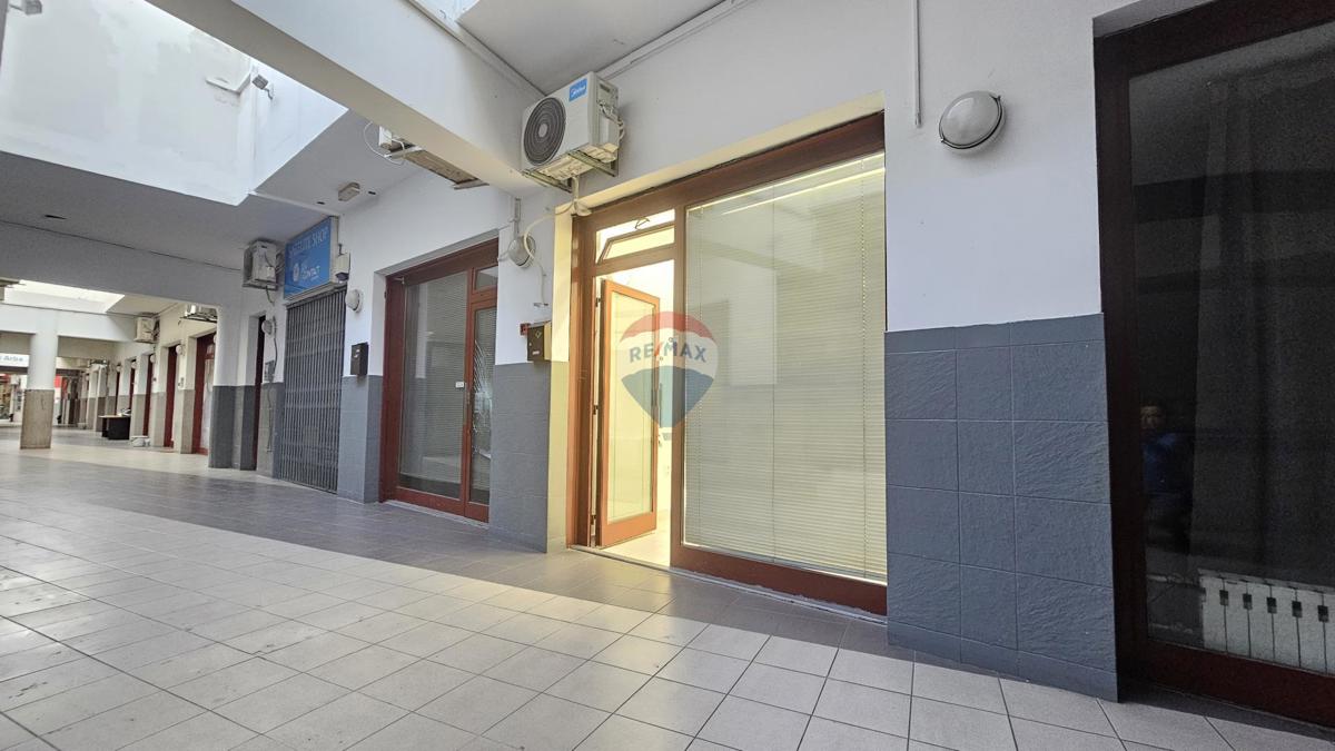 Poslovni prostor Knežija, Trešnjevka - Jug, 23m2