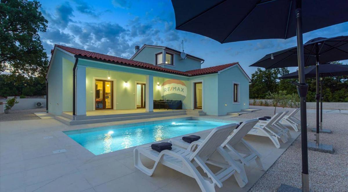 Hiša Svetvinčenat, 160m2