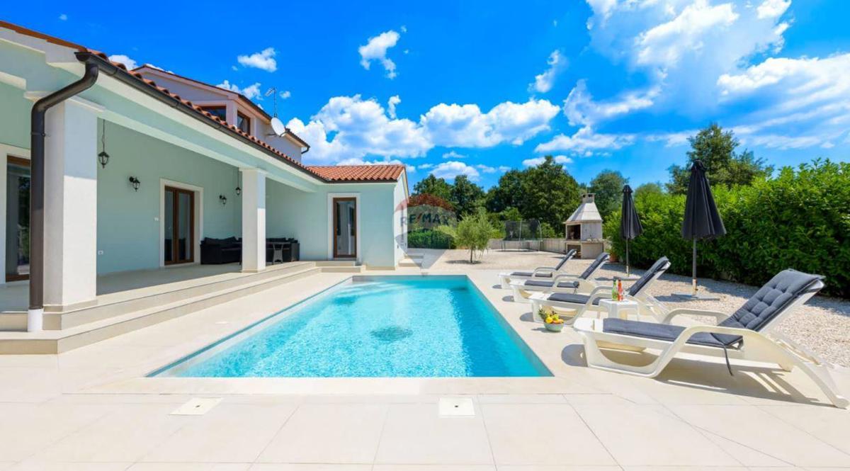 Hiša Svetvinčenat, 160m2