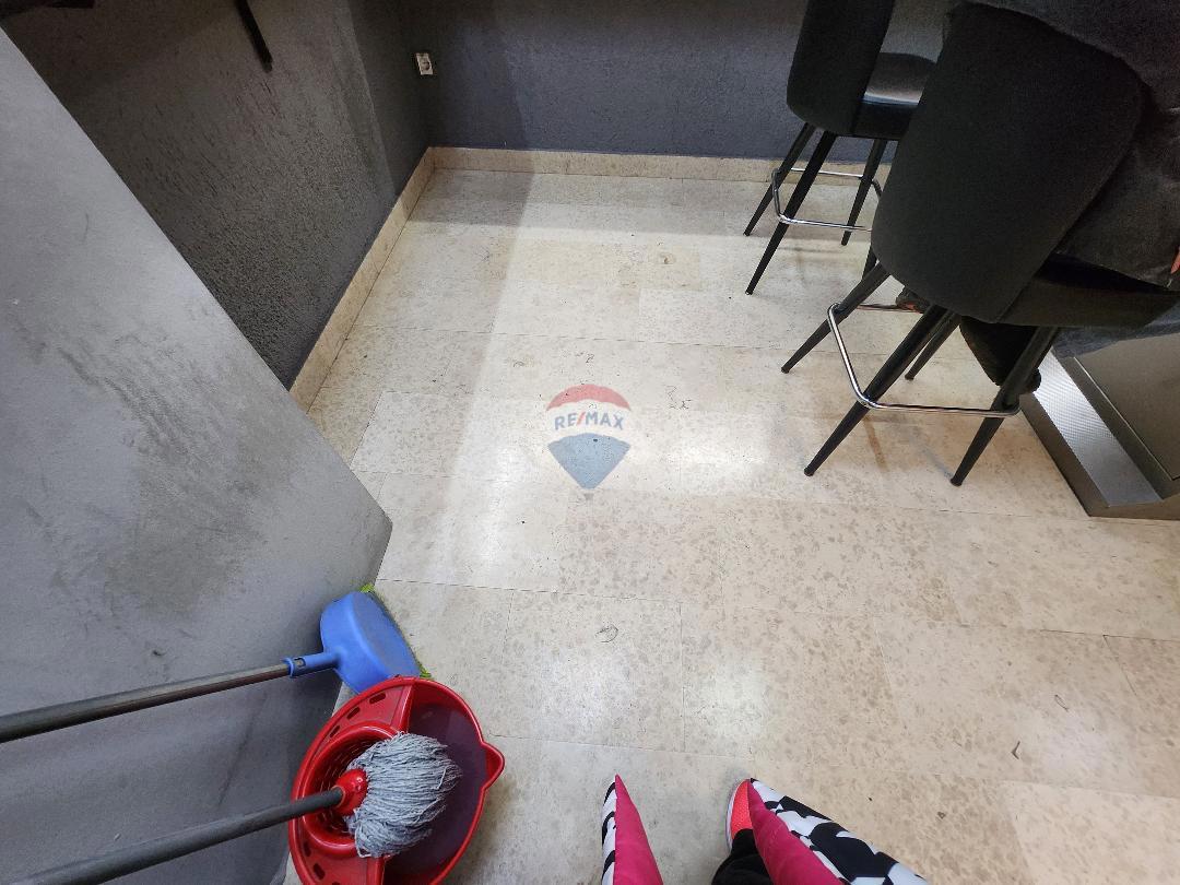 Poslovni prostori Turnić, Rijeka, 9,10m2