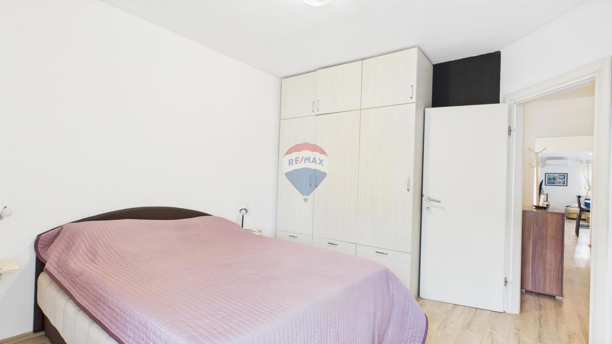 Novi Vinodolski – Dvosobno stanovanje blizu marine