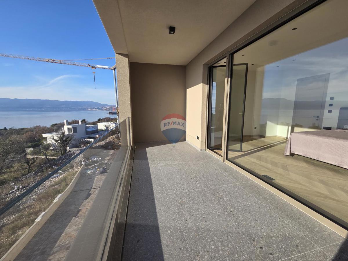 Stanovanje/Apartma Rožići, Kostrena, 305m2