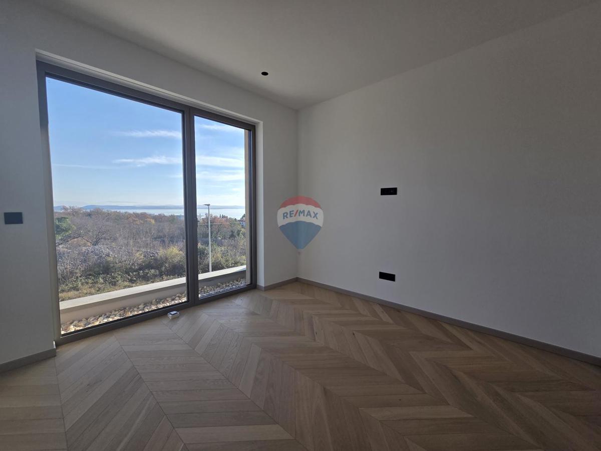 Stanovanje/Apartma Rožići, Kostrena, 305m2
