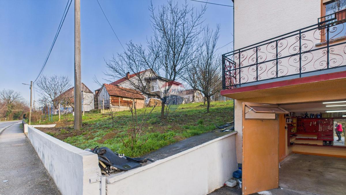 Hiša Radoboj, 650m2