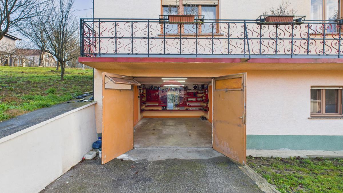 Hiša Radoboj, 650m2