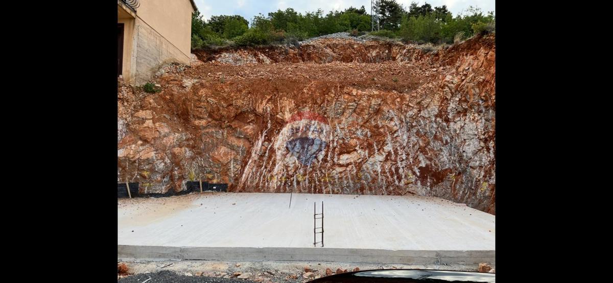 Stavbno zemljišče Senj, 671,20m2