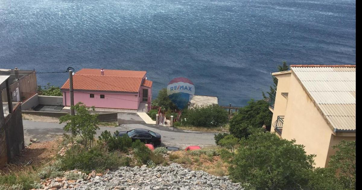 Stavbno zemljišče Senj, 671,20m2