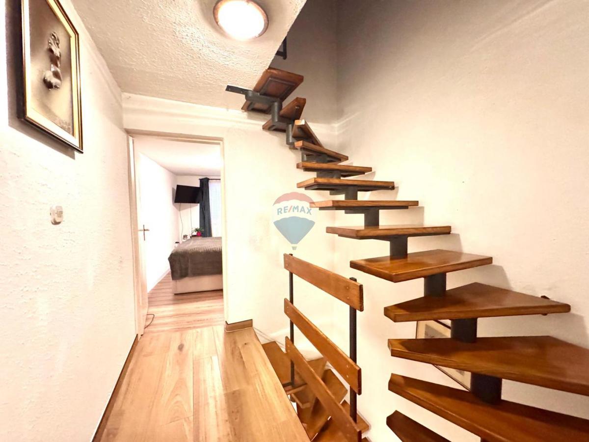 Hiša Novi Vinodolski, 100m2