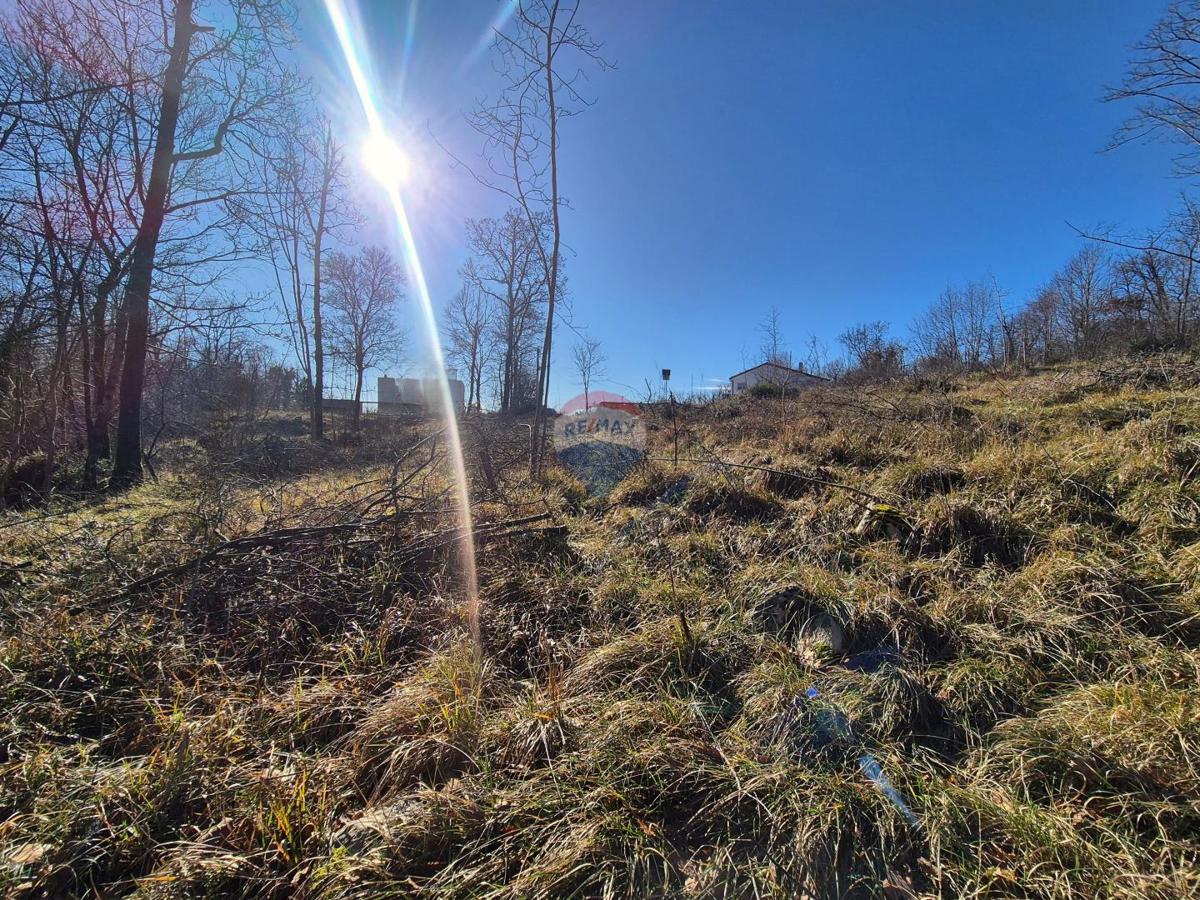 Stavbno zemljišče Kastav, 604m2