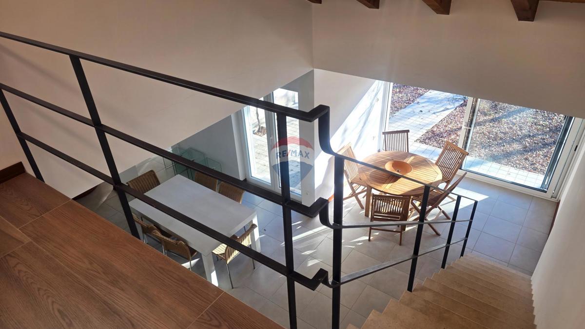 Hiša Kaštel, Buje, 155m2